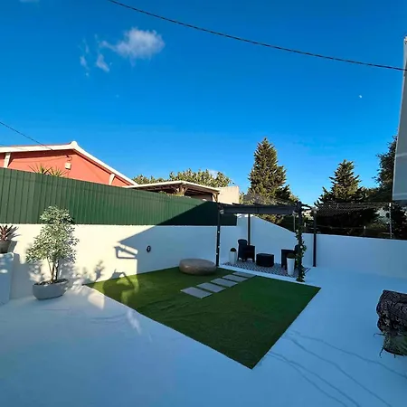 Piccola House *