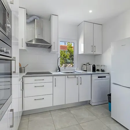 בית נופש Piccola House אלקבידצ'ה
